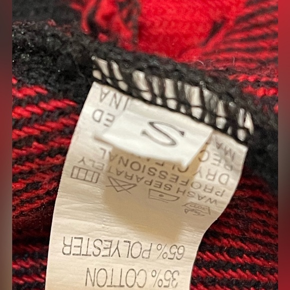 Women’s fleece open front vest size S buffalo plaid with pockets like new - Picture 3 of 6